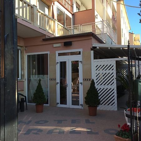 Hotel Corallo Finale Ligure Exterior foto